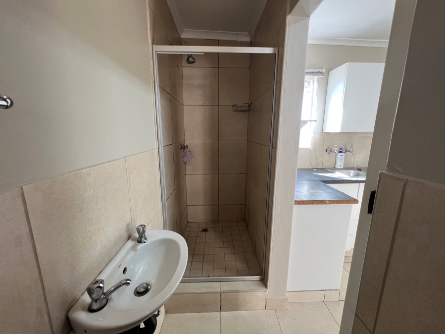 To Let 1 Bedroom Property for Rent in Irene Park North West